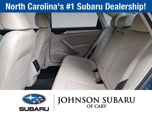 Used 2021 Volkswagen Passat 2.0T SE FWD image 22
