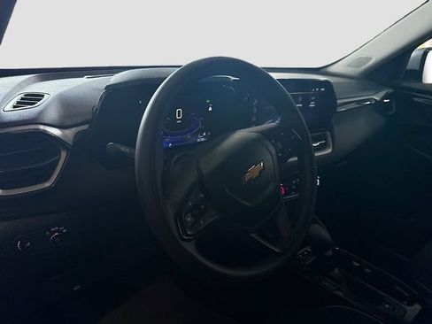 Used 2026 Chevrolet TrailBlazer LT FWD image 10