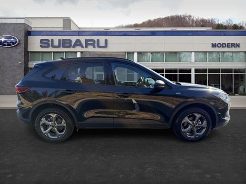 Used 2025 Ford Escape ST-Line w/ Tech Pack #1 image 4