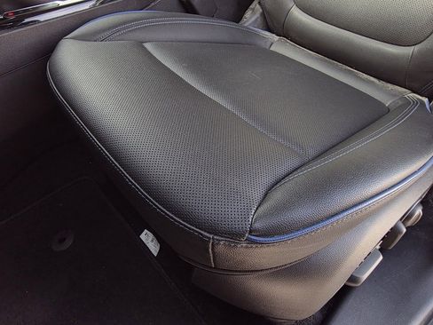 Used 2025 Buick Encore GX Sport Touring w/ Comfort Package image 21