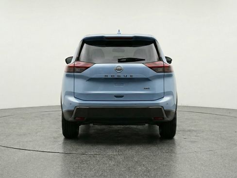 Used 2025 Nissan Rogue SV FWD image 7