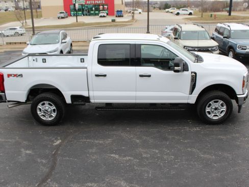 New 2026 Ford F350 XLT w/ FX4 Off-Road Package image 9