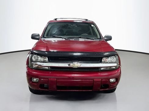 Used 2008 Chevrolet TrailBlazer LT w/ Sun And 6-Disc Cd Package AWD/4WD image 2