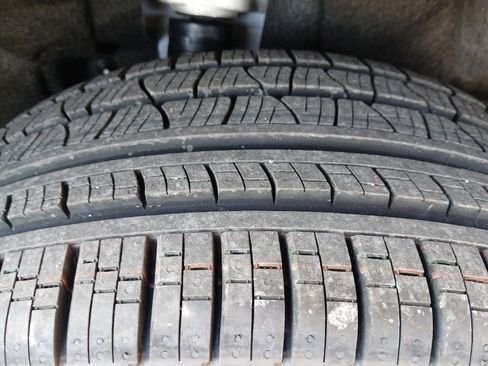 New 2025 Jeep Grand Cherokee Limited image 17