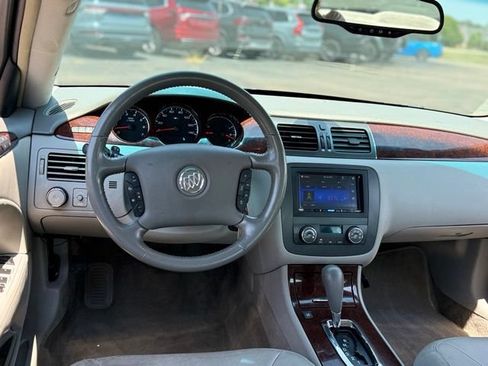 Used 2011 Buick Lucerne CXL FWD image 4