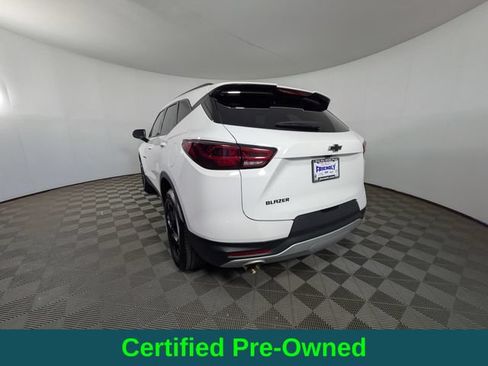 Used 2024 Chevrolet Blazer LT w/ Convenience Package FWD image 4