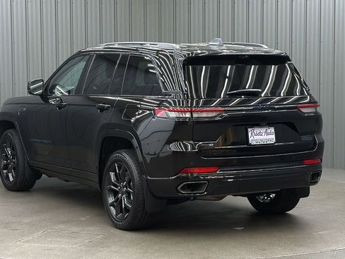 Used 2023 Jeep Grand Cherokee 30th Anniversary AWD/4WD image 3