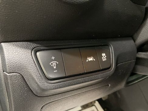 Used 2020 Kia Forte LXS image 18