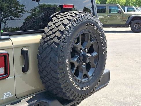 Certified 2022 Jeep Wrangler Sport AWD/4WD image 26