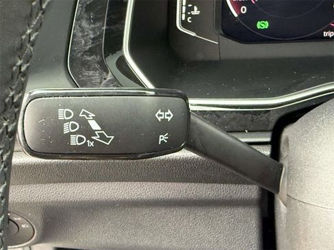 Used 2020 Volkswagen Jetta SEL image 27