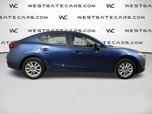 Used 2018 MAZDA MAZDA3 Sport w/ Preferred Equipment Package image 40