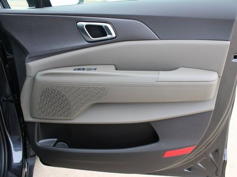 New 2026 Kia Carnival EX image 38