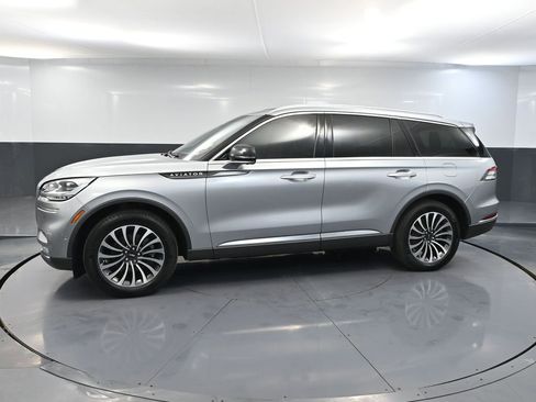 Used 2023 Lincoln Aviator Reserve w/ Equipment Group 201A image 12