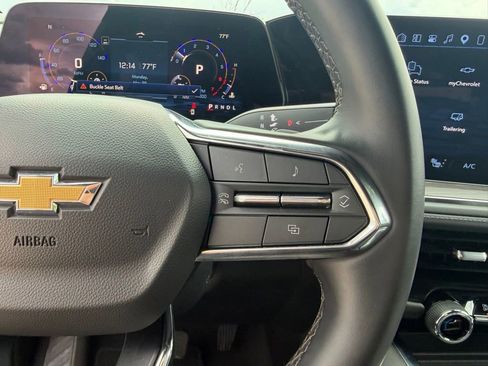 Used 2025 Chevrolet Tahoe LT AWD/4WD image 18