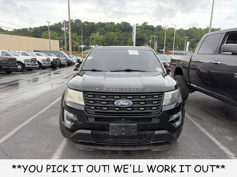 Used 2017 Ford Explorer Sport w/ Equipment Group 401A AWD/4WD image 2