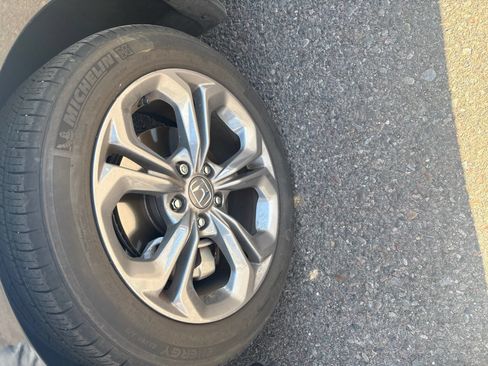 Used 2024 Honda Accord EX image 5