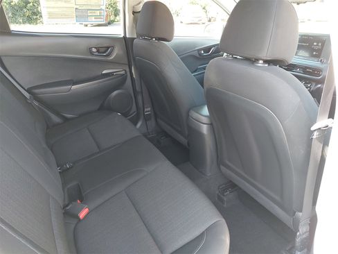 Used 2022 Hyundai Kona SEL w/ Cargo Package image 11