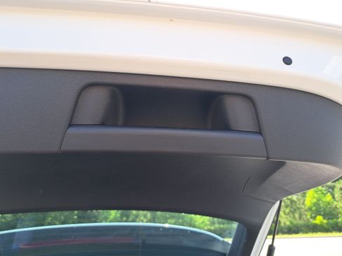 Certified 2025 Volkswagen Taos S AWD/4WD image 13