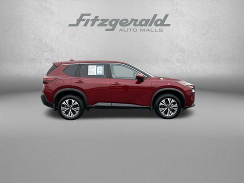 Used 2023 Nissan Rogue SV image 8