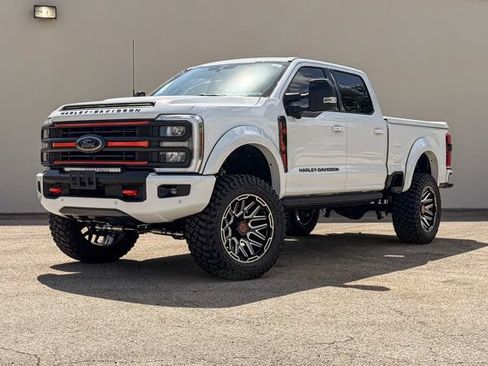New 2026 Ford F250 Lariat w/ Black Appearance Package AWD/4WD image 9