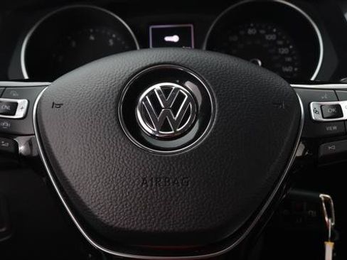 Used 2021 Volkswagen Tiguan S FWD image 32