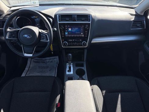 Used 2019 Subaru Outback 2.5i Premium image 12