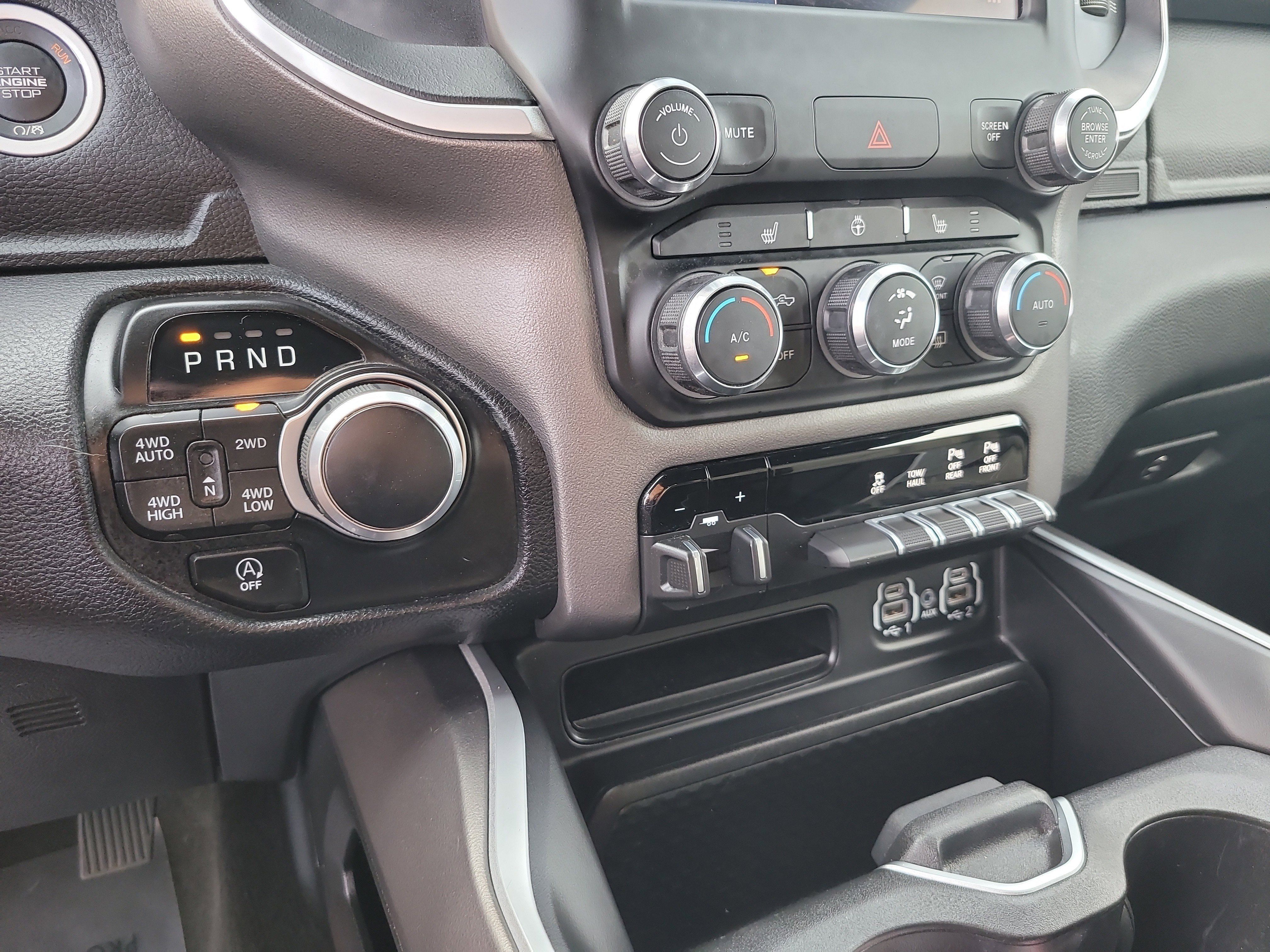 Used 2022 RAM 1500 Big Horn AWD/4WD image 24