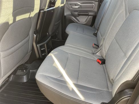 Used 2021 RAM 1500 Big Horn image 18