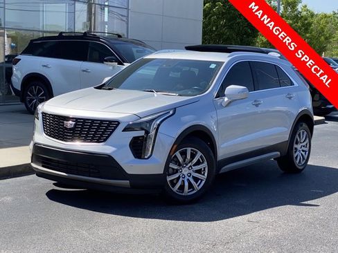 Used 2022 Cadillac XT4 Premium Luxury w/ Enhanced Visibility Package image 1