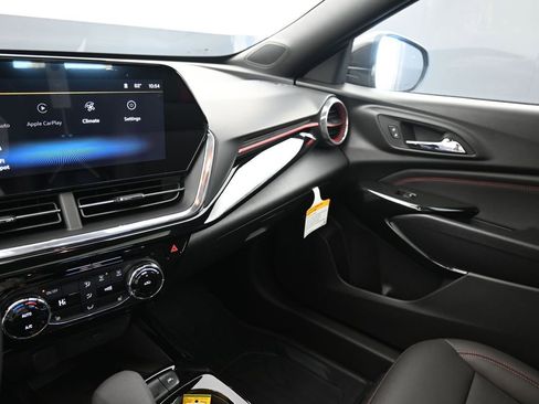 New 2026 Chevrolet Trax RS w/ Sunroof Package image 21
