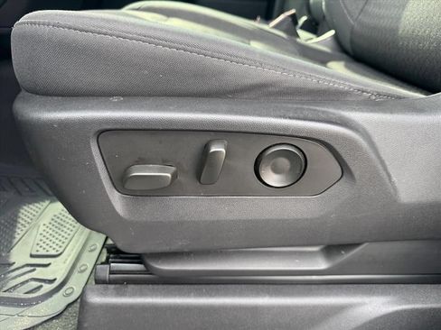 Used 2023 Chevrolet Silverado 1500 Custom RWD image 15