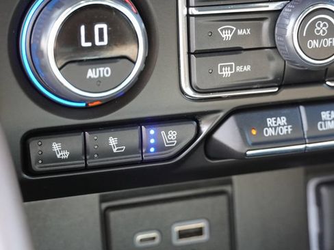 Used 2023 Chevrolet Tahoe High Country RWD image 29
