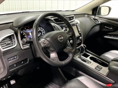 Used 2024 Nissan Murano SV w/ SV Midnight Edition Package image 14