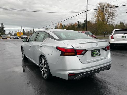 Used 2020 Nissan Altima 2.5 SR FWD image 5