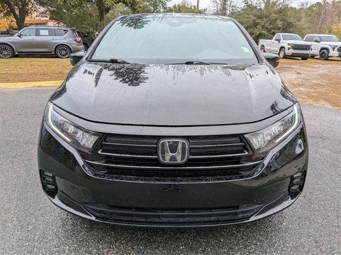 Used 2023 Honda Odyssey Sport image 10