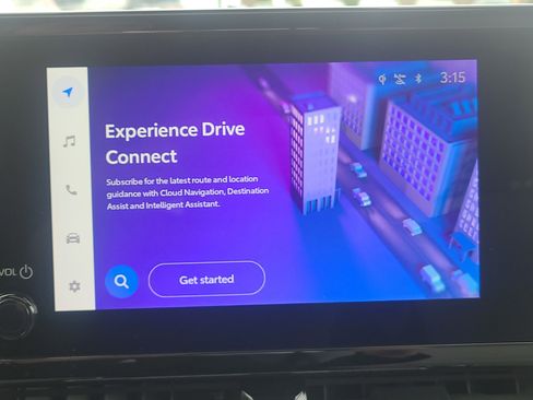 Certified 2024 Toyota Corolla Cross LE w/ Moonroof Package image 25