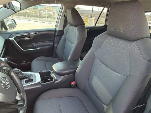 Certified 2025 Toyota RAV4 XLE image 19