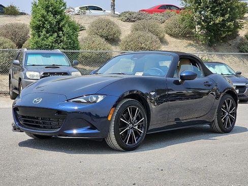 New 2025 MAZDA MX-5 Miata Grand Touring w/ Weather Package image 6