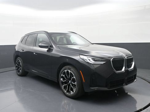 New 2026 BMW X3 xDrive30i w/ M Sport Package AWD/4WD image 3
