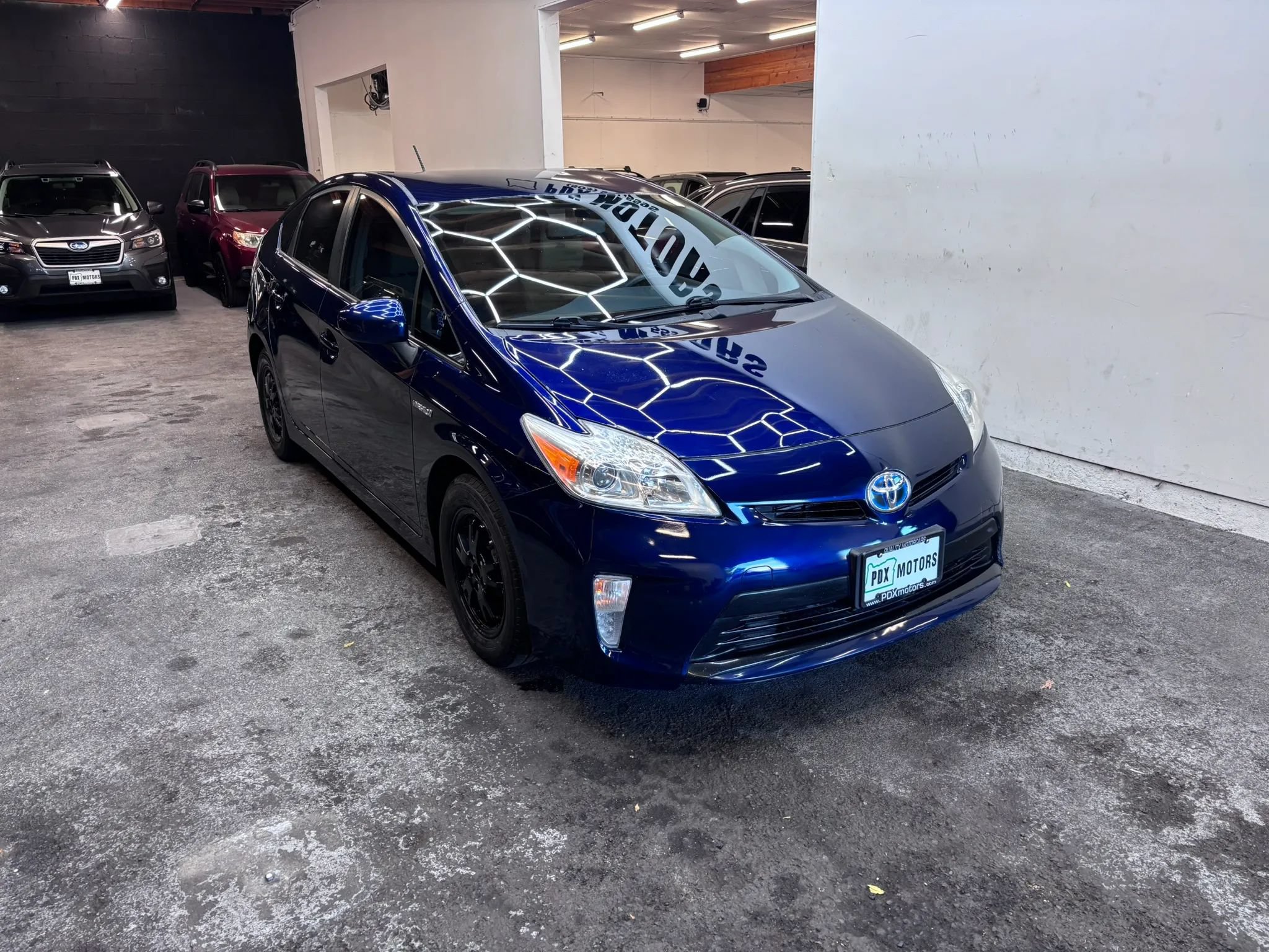 Used 2012 Toyota Prius Three FWD image 2