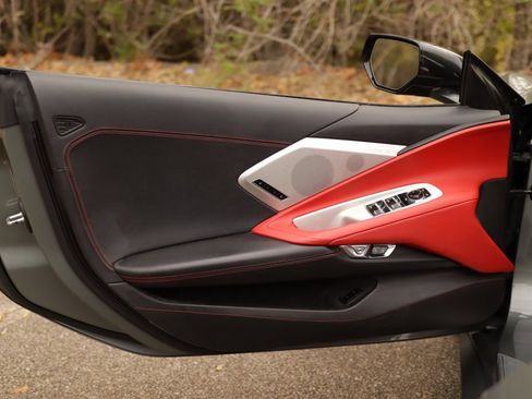 Used 2022 Chevrolet Corvette Stingray Preferred Conv image 31