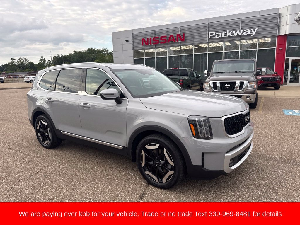 Used 2025 Kia Telluride EX AWD/4WD image 2