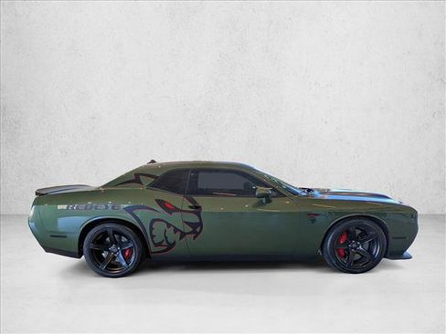 Used 2022 Dodge Challenger SRT Hellcat Redeye image 4