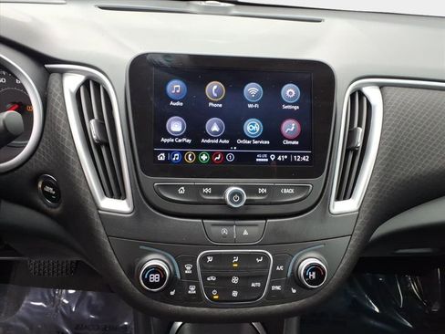 Used 2023 Chevrolet Malibu LT image 14