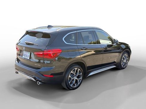 Used 2021 BMW X1 xDrive28i w/ Convenience Package AWD/4WD image 5