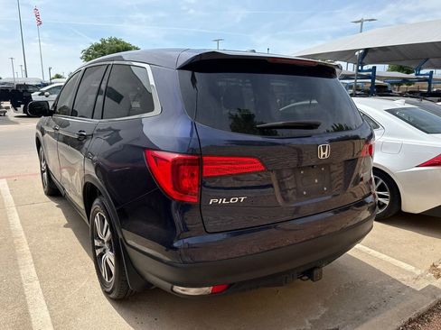 Used 2017 Honda Pilot EX image 6