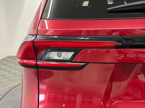 Certified 2025 Toyota Grand Highlander FWD image 13
