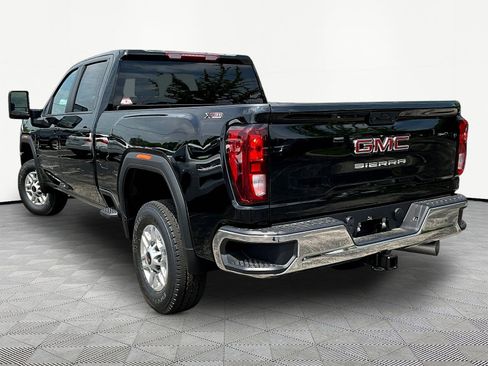 New 2026 GMC Sierra 2500 Pro AWD/4WD image 3