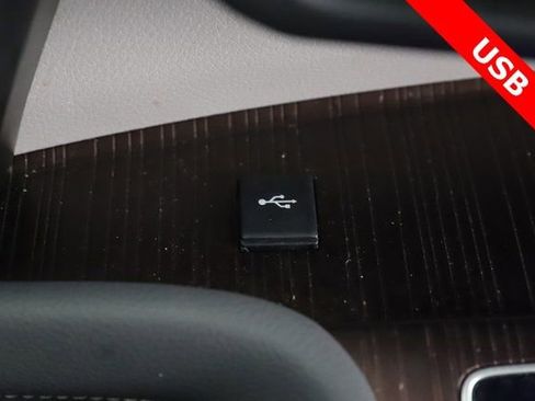 Used 2024 Toyota Sienna LE image 22