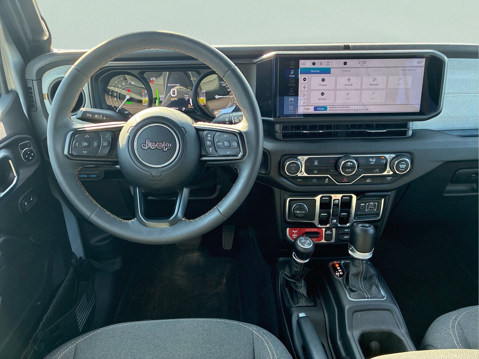 Certified 2024 Jeep Wrangler Unlimited AWD/4WD image 22